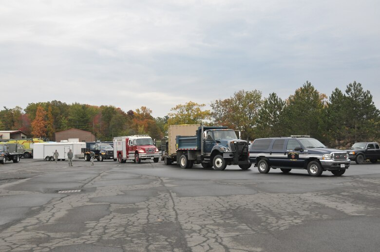 The 109th Fire Department's urban search and rescue team and 109th Vehicle Maintenance Flight convoyed to Camp Smith, New York, meeting up with the 106th Rescue Wing and 105th Airlift Wing to conduct a joint search and rescue training exercise Oct. 20, 2015. The 109th USAR team, the lead within the New York Air National Guard, is currently the only self-sufficient fully capable mobile unit in the Air National Guard. (U.S. Air National Guard photo by Master Sgt. William Gizara/Released)