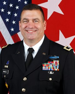 Official portrait of Maj. Gen. Kevin L. McNeely.