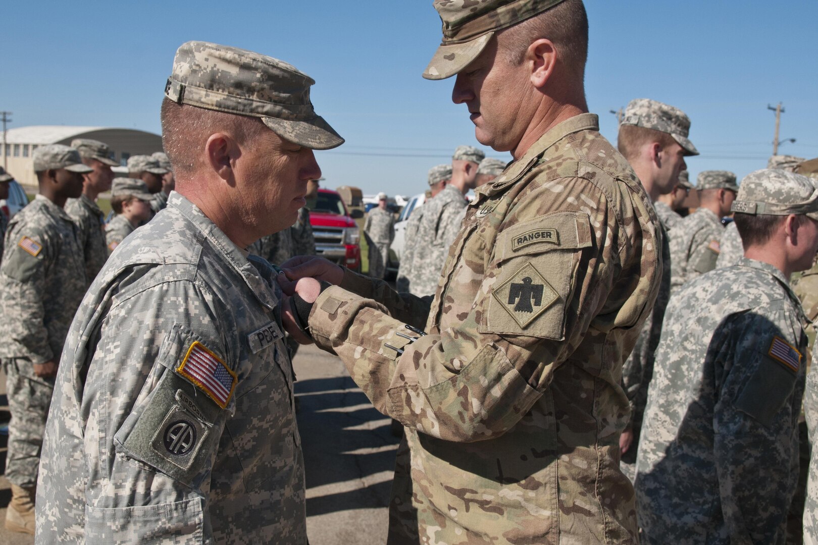 Parade tragedy spurs Oklahoma Guard members into action > National