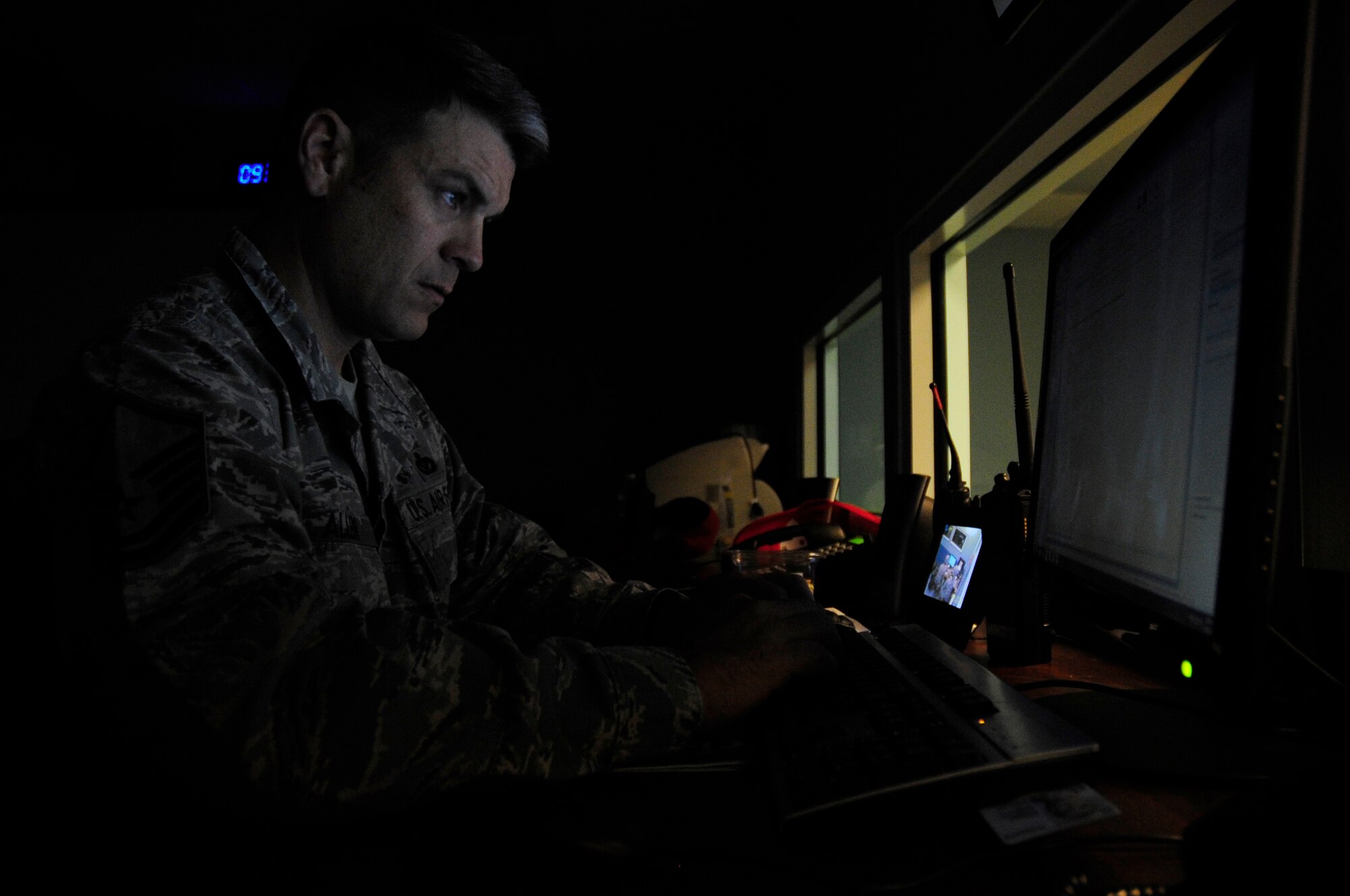 Senior Master Sgt. Sean Allen, 823rd REDHORSE Squadron Detachment 1 fire and emergency services flight chief, monitors 823rd RHS students Oct. 22 as they establish a Forward Operating Base simulation in Location X.  During the seven day Silver Flag course, civil engineers, communications, force support, and finance personnel learn how to build and maintain bare-base operations at a forward-deployed location. Students hone a variety of combat and survival skills, such as repairing bomb-damaged runways and setting up base facilities; fire fighters receive specific expeditionary training that supply the combatant commander with a highly trained and skilled emergency response force. (U.S. Air Force photo by Senior Airman Solomon Cook/Released)