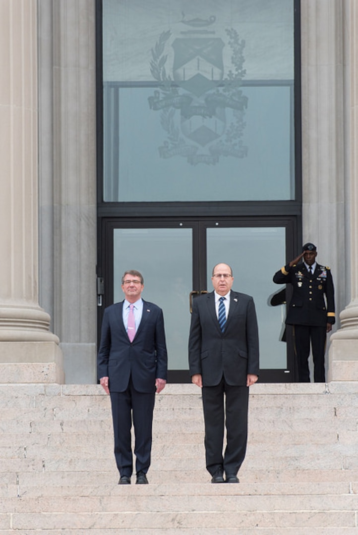 Secretary of Defense Ash Carter and Israeli Minster of Defense Moshe Ya’alon at NDU’s National War College