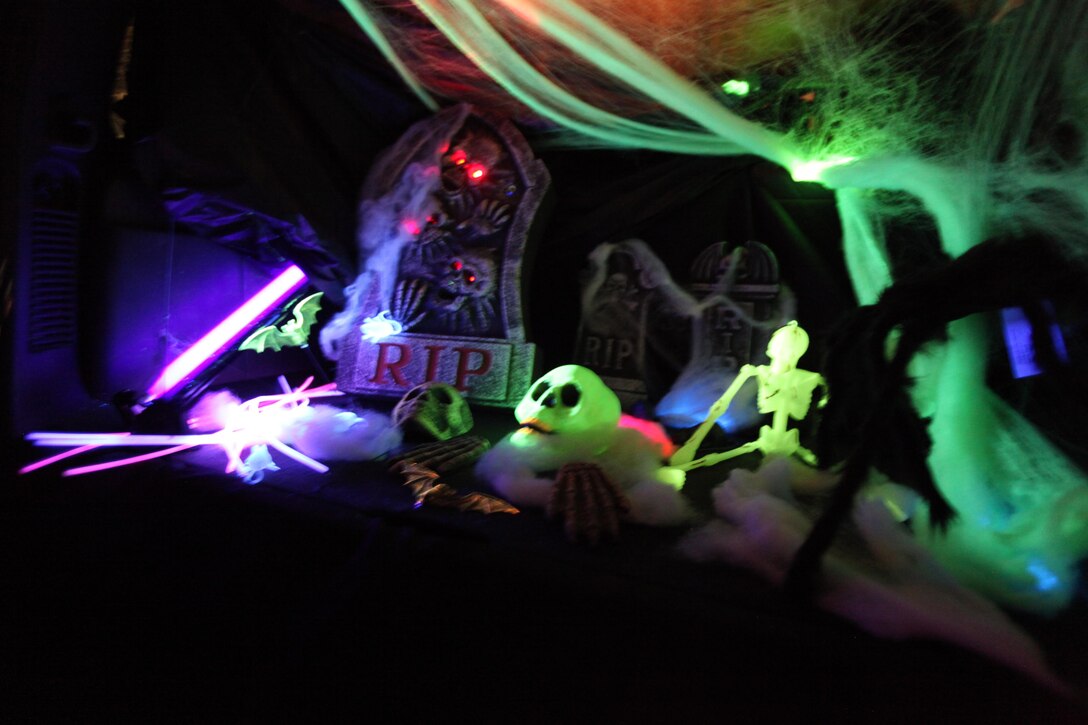 MWHS-2, MAG-14 host 3rd Annual Trunk-or-Treat