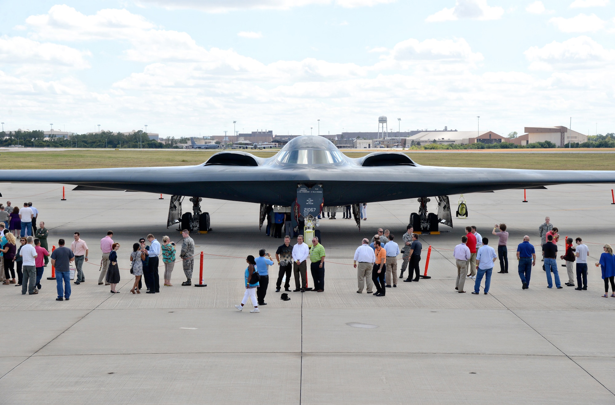 The “Spirit of Arizona,” a B-2 Spirit stealth bomber, recently visited Tinker as appreciation for the B-2 Program Office Sustainment Branch personnel and their support to the mission. Members of the organization were bussed to the ramp to have an up-close look at the B-2, take pictures and talk with its crew. (Air Force photo by Kelly White/Released)