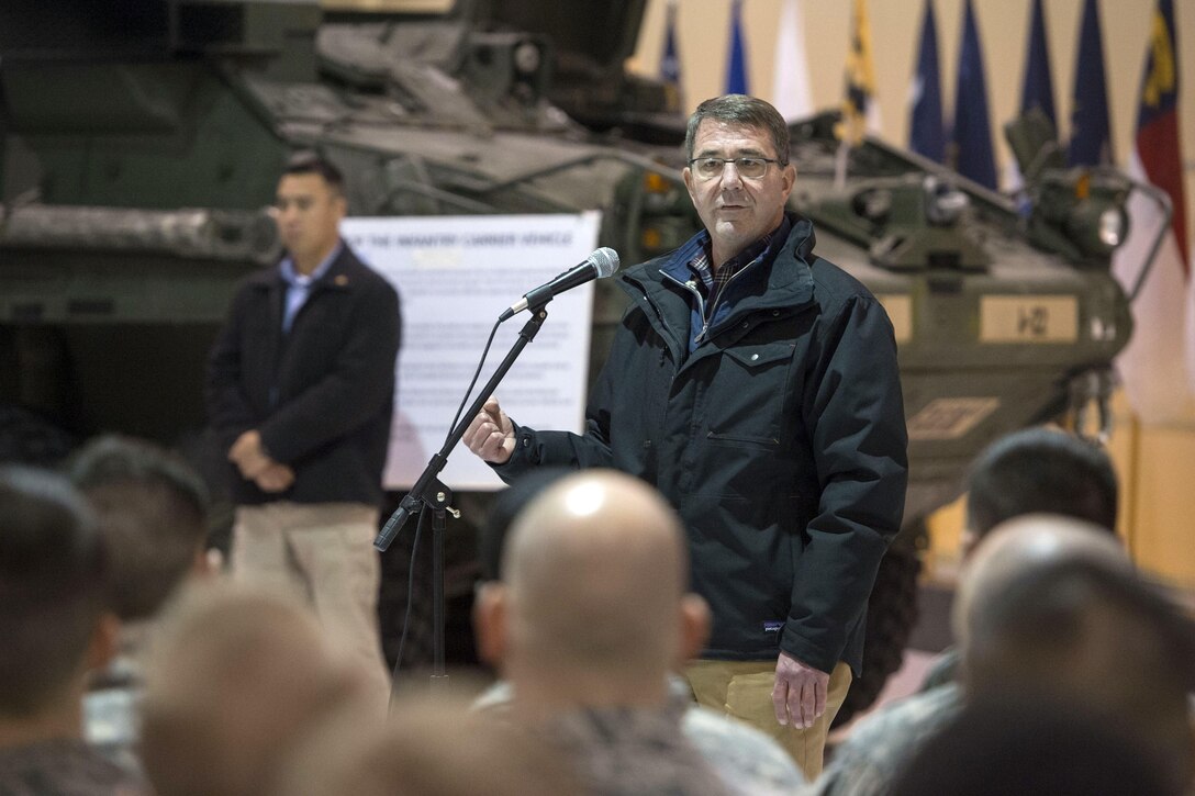 Defense Secretary Ash Carter speaks with soldiers and airmen during a visit to Fort Wainwright, Alaska Oct. 30, 2015. Carter is visiting the Asia-Pacific region, where he will meet with leaders from more than a dozen nations to help advance the next phase of the U.S. military’s rebalance in the region by modernizing longtime alliances and building new partnerships. Photo by Air Force Senior Master Sgt. Adrian Cadiz
