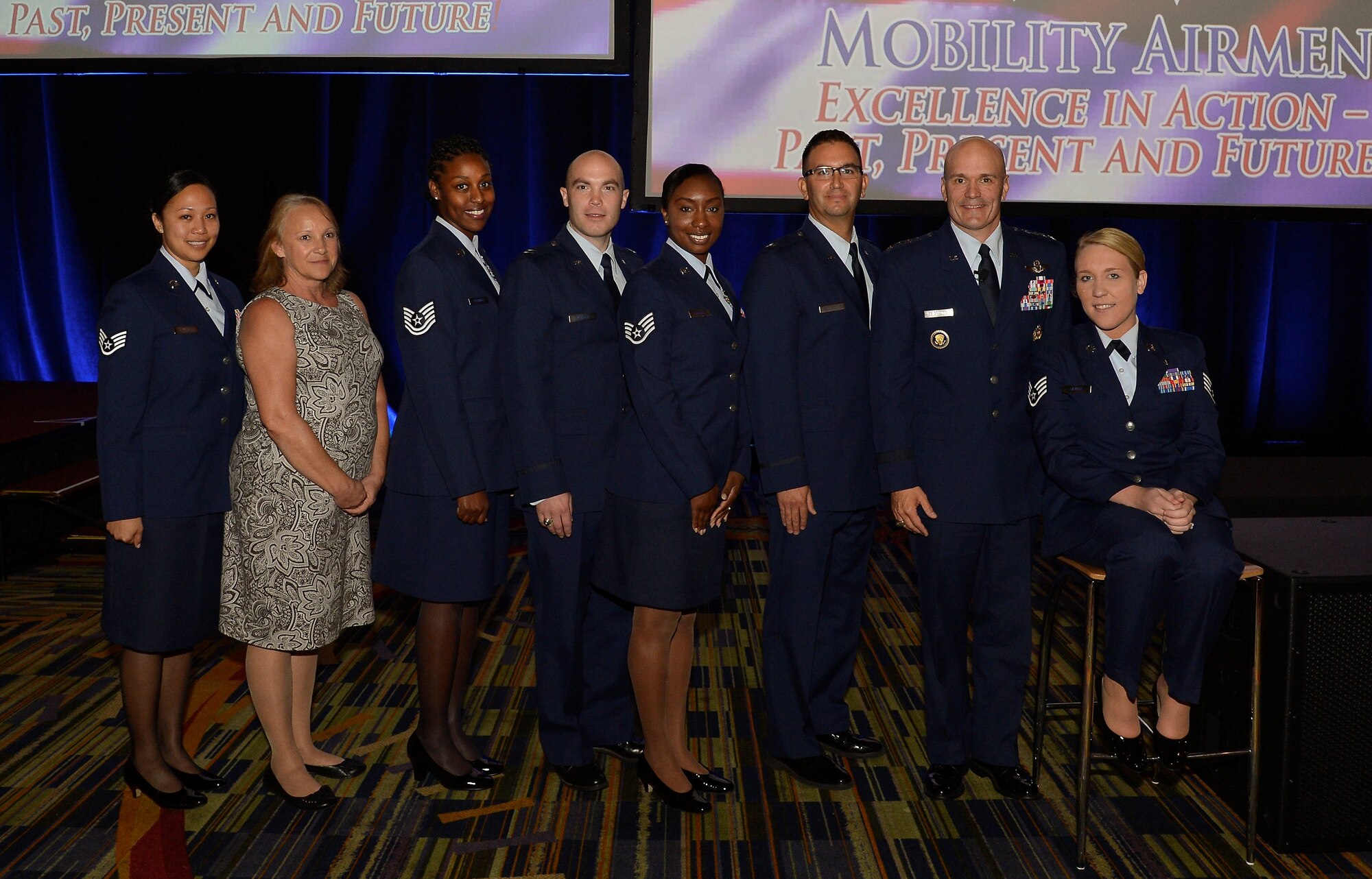 Gen. Carlton D. Everhart, Air Mobility Command commander, and attendees of the 47th Annual Airlift Tanker Association Convention and Technology Exposition and A/TA and AMC Symposium pose for a group photo after Gen. Everhart’s closing address in Orlando, Fla., Oct. 31, 2015. Each Airman played an integral part in providing Rapid Global Mobility. (U.S. Air Force photo by Staff Sgt. Shandresha Mitchell/Released)
