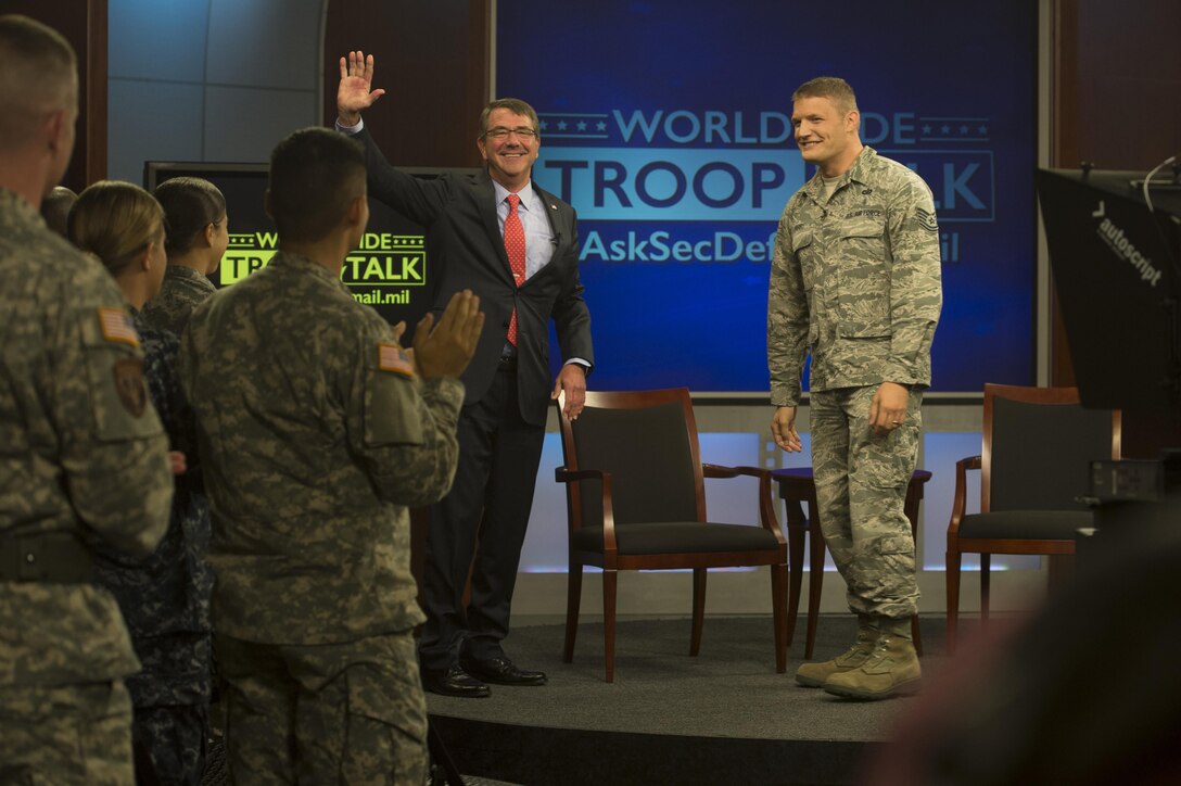 Defense Secretary Ash Carter says hello to the studio audience as he arrives to host his first Worldwide Troop Talk at Defense Media Activity on Fort Meade, Md., Sept. 1, 2015. DoD photo by U.S. Air Force Senior Master Sgt. Adrian Cadiz
