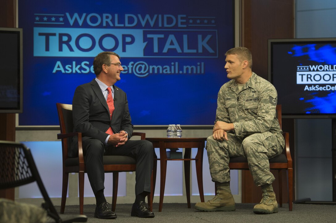Defense Secretary Ash Carter hosts the first Worldwide Troop Talk at the Defense Media Activity on Fort Meade, Md., Sept. 1, 2015. DoD photo by U.S. Air Force Senior Master Sgt. Adrian Cadiz