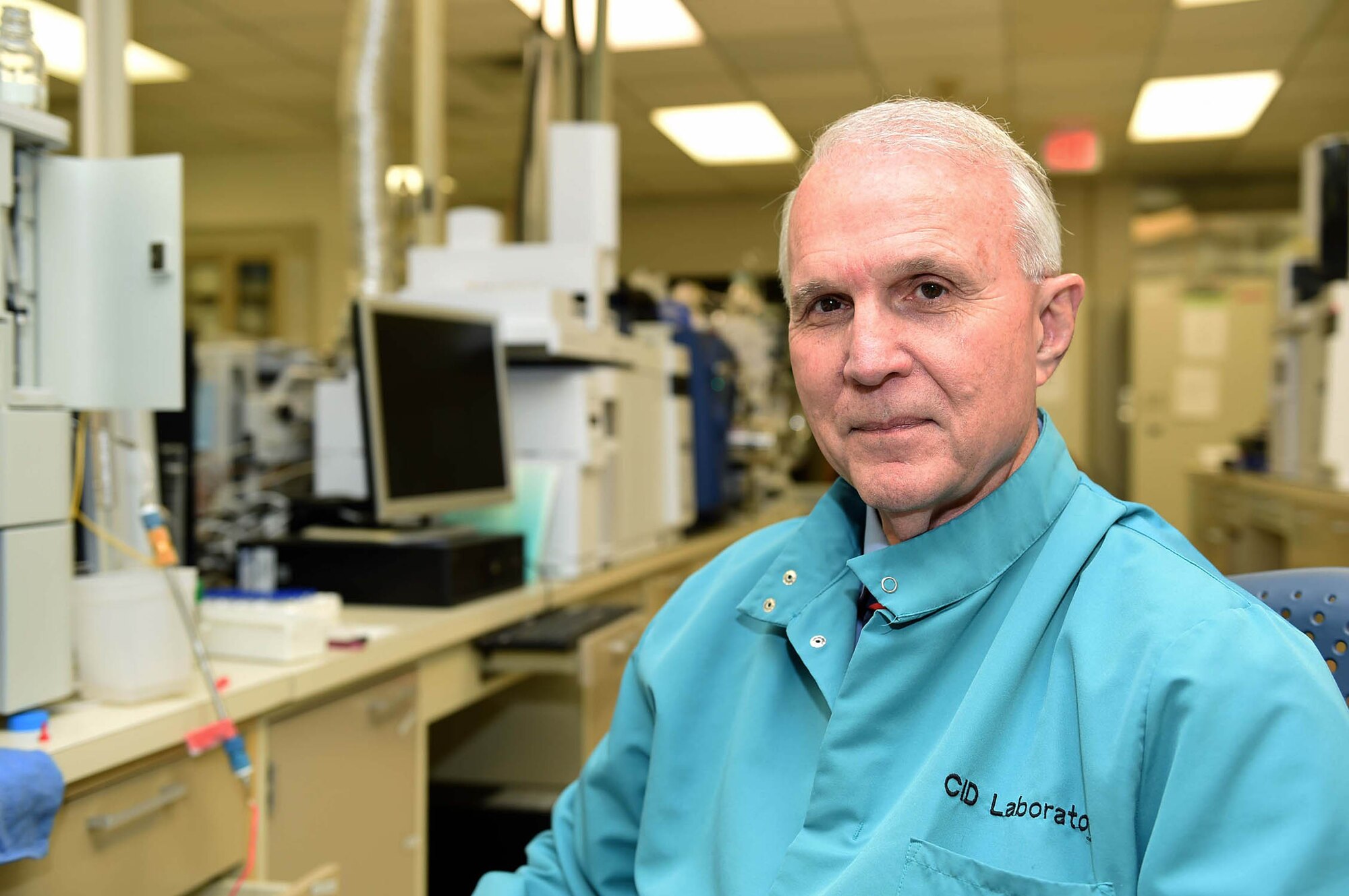 David McGlasson, a clinical research scientist with the 59th Medical Wing’s Clinical Research Division on Joint Base San Antonio-Lackland, Texas, was named the American Society for Clinical Laboratory Science’s Scientific Researcher of the Year Award for 2015. (U.S. Air Force photo by Staff Sgt. Jerilyn Quintanilla) 