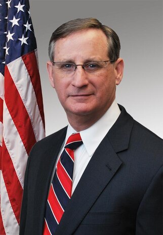 Defense Cyber Crime Center Executive Director, Steven D. Shirley, is the recipient of the 2015 University of Maryland University College Leadership Award in Cybersecurity. (U. S. Air Force Photo)