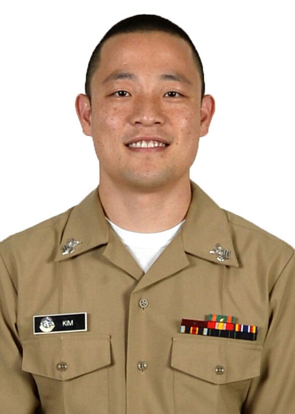 Hospital Corpsman 1st Class Kang Kim, independent duty corpsman, Clinical Services Department, Naval Branch Health Clinic Albany, located aboard Marine Corps Logistics Base albany, outlines ways to prevent heat-related illness in the column, "Ask the doc."