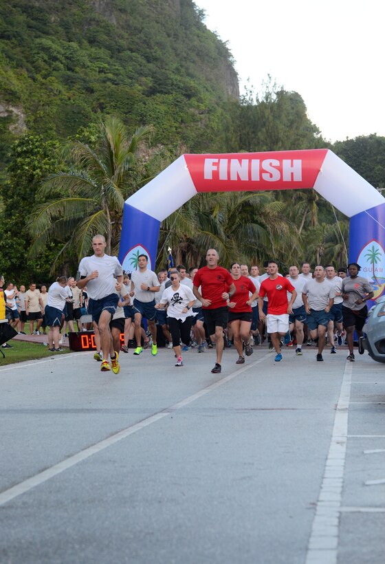 Runners start the race during the Pirate 5K Sept. 9, 2015, at Tarague Beach on Andersen Air Force Base, Guam. Approximately 225 participants attended the 5K run. (U.S. Air Force photo by Airman 1st Class Arielle Vasquez/Released)