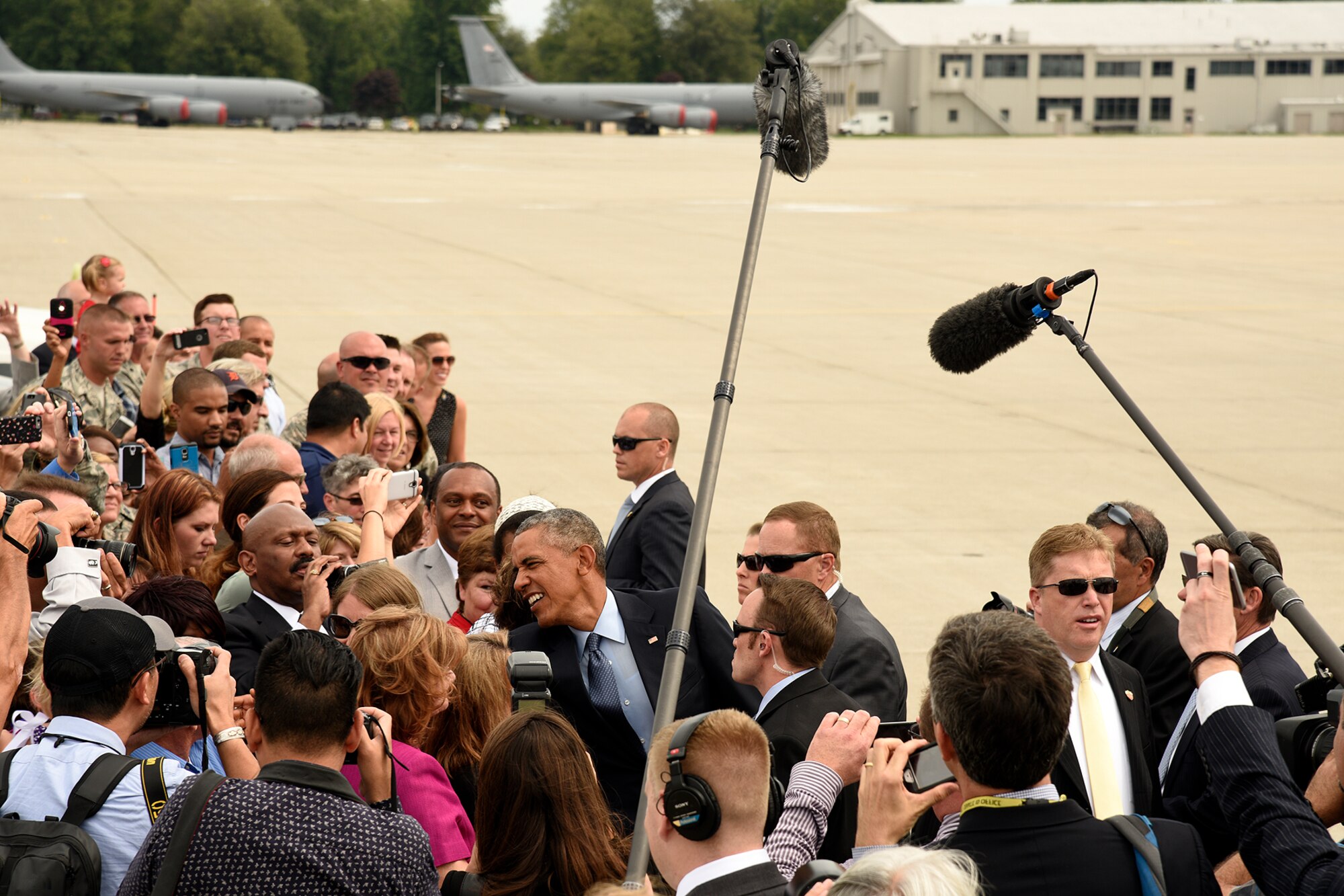 President Barack Obama shakes hands with Airmen and civilian guests during a brief stop at Selfridge Air National Guard Base, Mich., Sept. 9, 2015. The president stopped at the base during a trip to nearby Macomb Community College in Warren, Mich., to discuss federal higher education initiatives. (U.S. Air National Guard photo by Master Sgt. David Kujawa / Released)