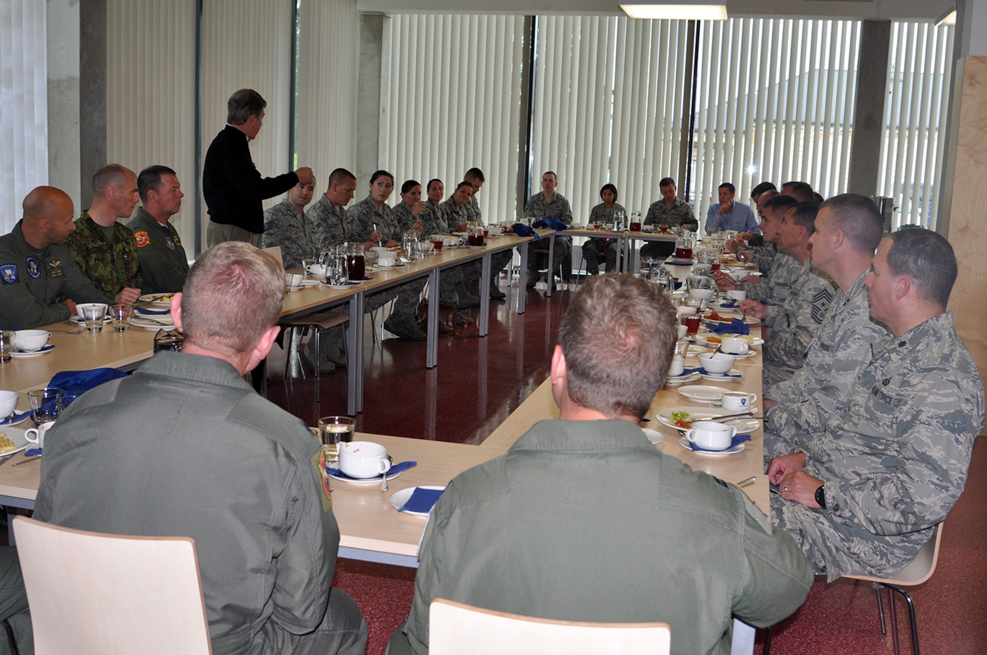 United States Senator Roy Blunt from Missouri speaks to Air Force Reservists from the 442d Fighter Wing out of Whiteman Air Force Base, Mo., during his visit to Amari Air Base in Estonia Sept. 7.  The Airmen are here supporting the Estonian military as part of Operation Atlantic Resolve. (U.S Air Force photo by Capt. Denise Haeussler)