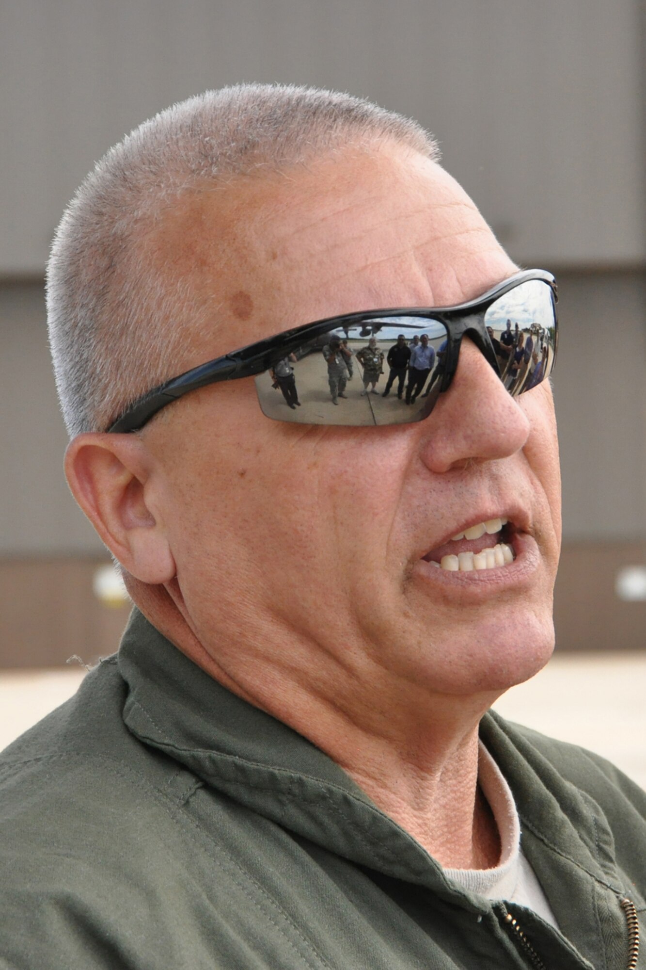 Air Force Reserve Senior Master Sgt. Bob Zanni, a loadmaster assigned to the 757th Airlift Squadron, talks with a group of attendees on the YARS flight line during the 3rd Annual Joint Employer Awareness Event here, Aug. 7, 2015. The two-day event, designed to give civilian employers of Air Force Reservists and Ohio National Guardsmen a better understanding of the mission their employees carry out as members of the U.S. Armed Forces, also gave attendees the opportunity to get an up-close look at both the Ohio National Guard's Joint Military Training Center here and the 910th Airlift Wing's facilities at nearby Youngstown Air Reserve Station, Ohio. (U.S. Air Force photo/Master Sgt. Bob Barko Jr.)