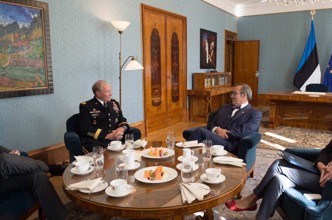U.S. Army Gen. Martin E. Dempsey, left, chairman of the Joint Chiefs of Staff, talks with Estonian President Toomas Hendrik Ilves at the Estonian presidential palace in Tallinn, Estonia, Sept. 15, 2015. DoD photo by D. Myles Cullen