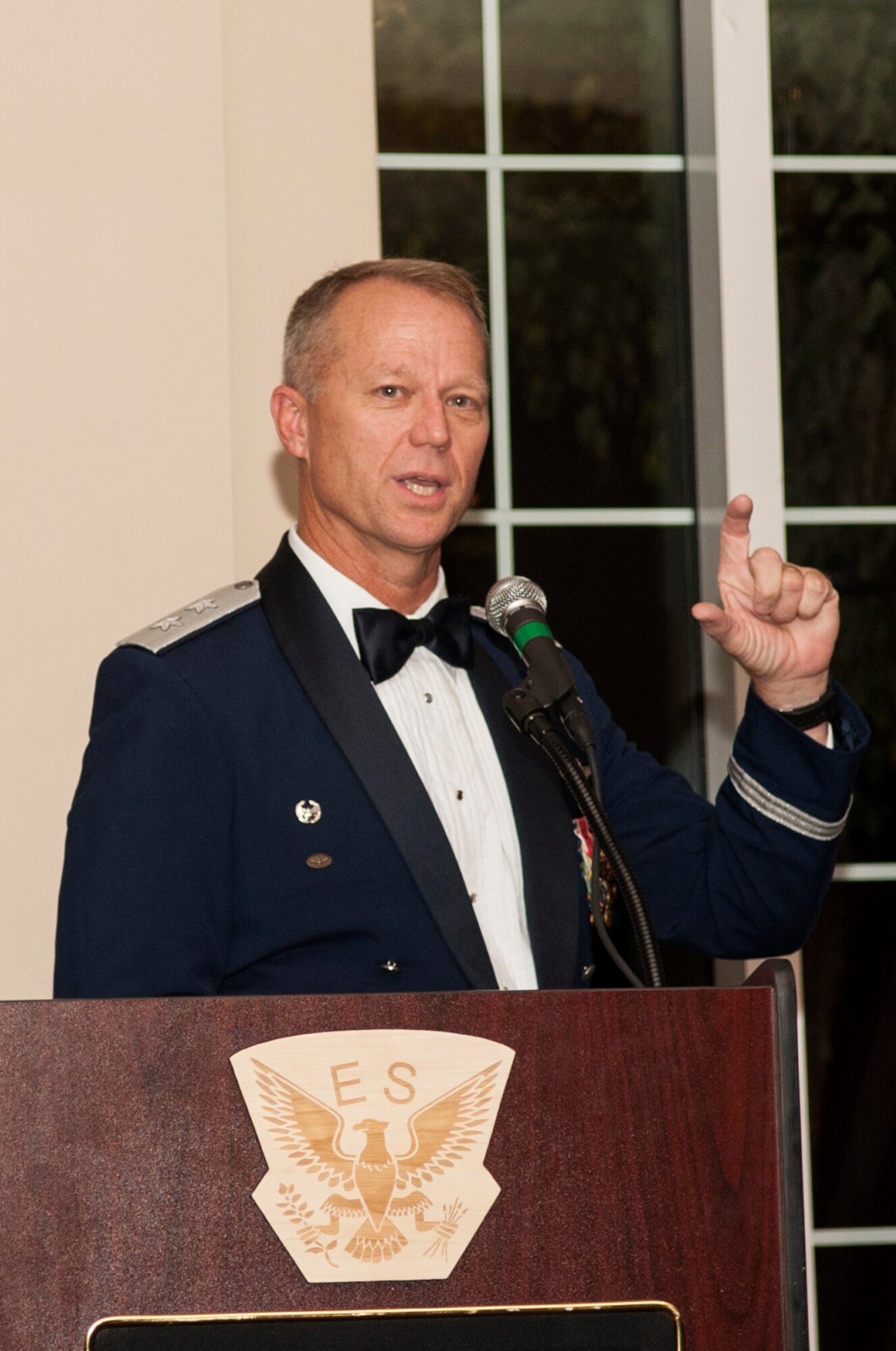 Maj. Gen. Mark Kelly, 9th Air Force commander, speaks during the Air Force Ball, Sept. 12, 2015, at Seymour Johnson Air Force Base, North Carolina. The Air Force Ball celebrated the Air Force’s 68th birthday and featured a performance, silent auction, dinner and dancing. (U.S. Air Force photo/Airman 1st Class Shawna L. Keyes)