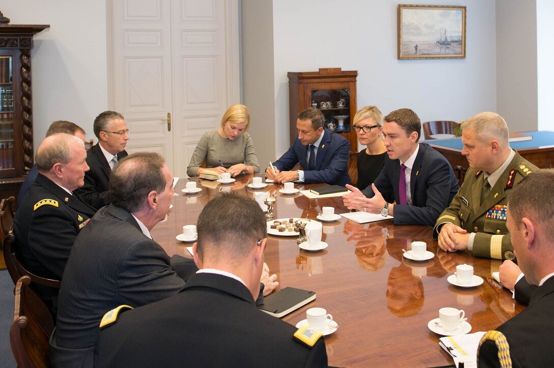 Estonian Prime Minister Taavi Roivas leads a meeting with U.S. Army Gen. Martin E. Dempsey, chairman of the Joint Chiefs of Staff, in Tallinn, Estonia, Sept. 14, 2015. DoD photo by D. Myles Cullen