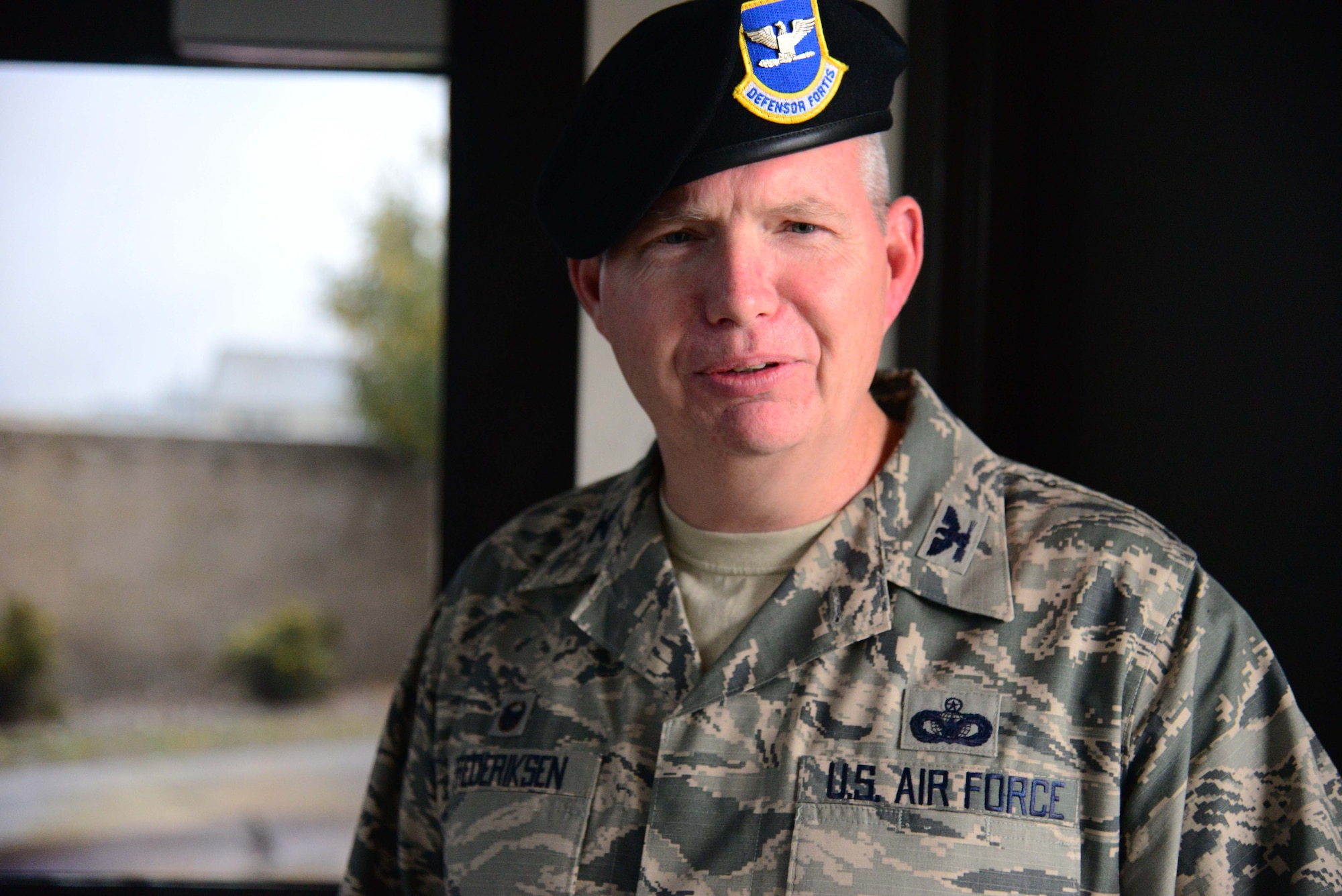 Col. Robert Frederiksen, 341st Security Forces Group commander, talks to Airmen defending the base’s main gate Sept. 16, 2015, at Malmstrom Air Force Base, Mont. Frederiksen has recently taken command of the 341st SFG.  (U.S. Air Force photo/Airman 1st Class Magen M. Reeves)
