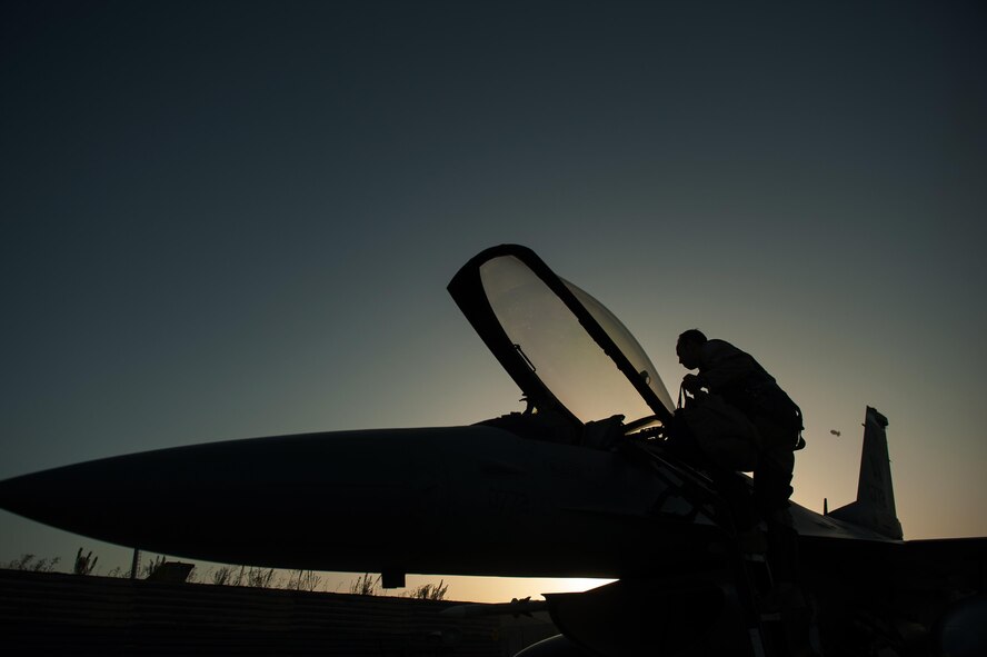 A U.S. Air Force F-16 Fighting Falcon pilot assigned to the 555th Expeditionary Fighter prepares for a combat sortie from Bagram Airfield, Afghanistan, Sept. 15, 2015. The F-16 is a multi-role fighter aircraft that is highly maneuverable and has proven itself in air-to-air and air-to-ground combat. (U.S. Air Force photo by Tech. Sgt. Joseph Swafford/Released)