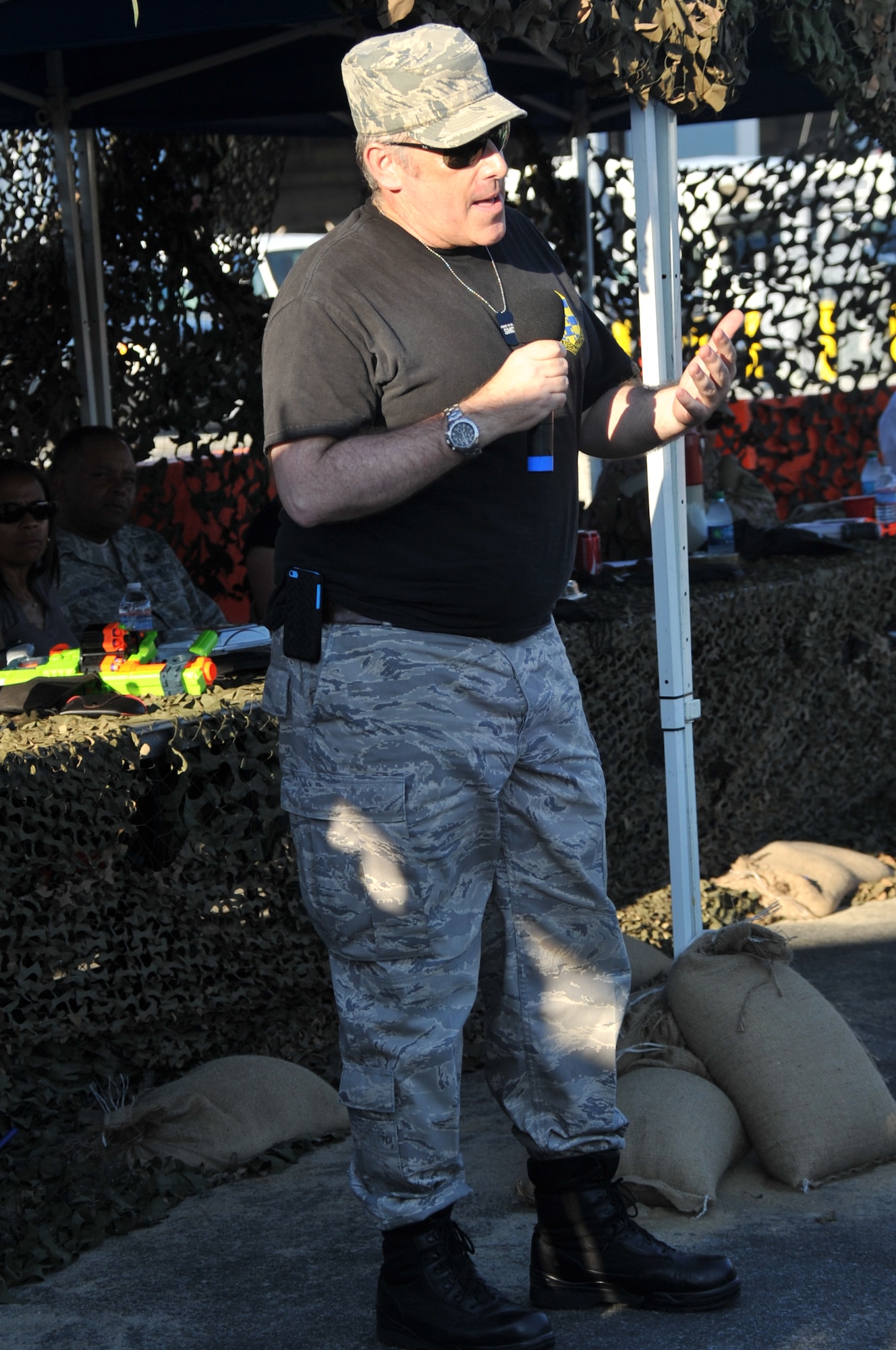 Guest speaker and retired Air Force Master Sgt. Jeff Oehler addresses the Warriors of the Mess during the Space and Missile Systems Center Dining-Out held at Los Angeles Air Force Base in El Segundo, Calif. (U.S. Air Force photo/Sarah Corrice)