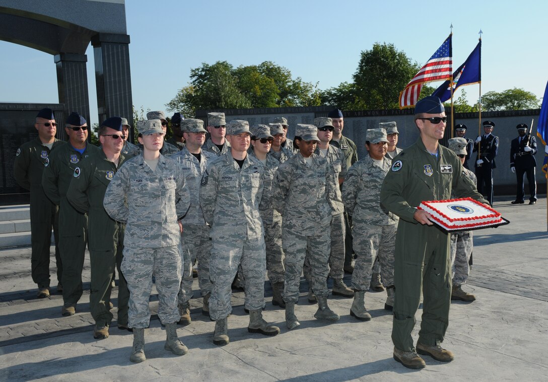 Members of the 914th Airlift Wing conduct a ceremony honoring the United States Air Force’s 68th birthday on Friday, September 18, 2015, at Hyde Park in Niagara Falls. The Niagara Falls Veterans Memorial Monument Commission hosted a celebration of the USAF birthday by striking colors and re-raising them with the USAF flag, which will fly for one week in honor of our flying force.  (U.S. Air Force photo by Staff Sgt. Matthew Burke)