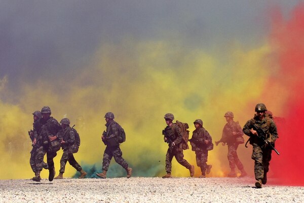 U.S and South Korean marines simulate an assault on Incheon during the 65th annual Incheon Amphibious Landing Operations Commemoration Ceremony in South Korea, Sept. 15, 2015. The event commemorated the Sept. 15, 1950, surprise amphibious landing of more than 40,000 troops led by Gen. Douglas MacArthur during the Korean War. U.S. Navy photo by Petty Officer 1st Class Abraham Essenmacher