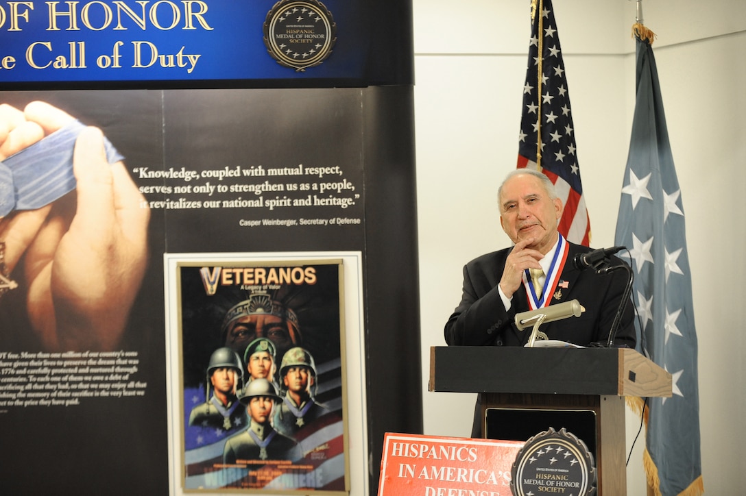 Rick Leal, president of the Hispanic Medal of Honor Society, offers remarks during the Hispanic Medal of Honor ribbon-cutting ceremony at the Pentagon, Sept. 18, 2015. DoD photo by Marvin Lynchard