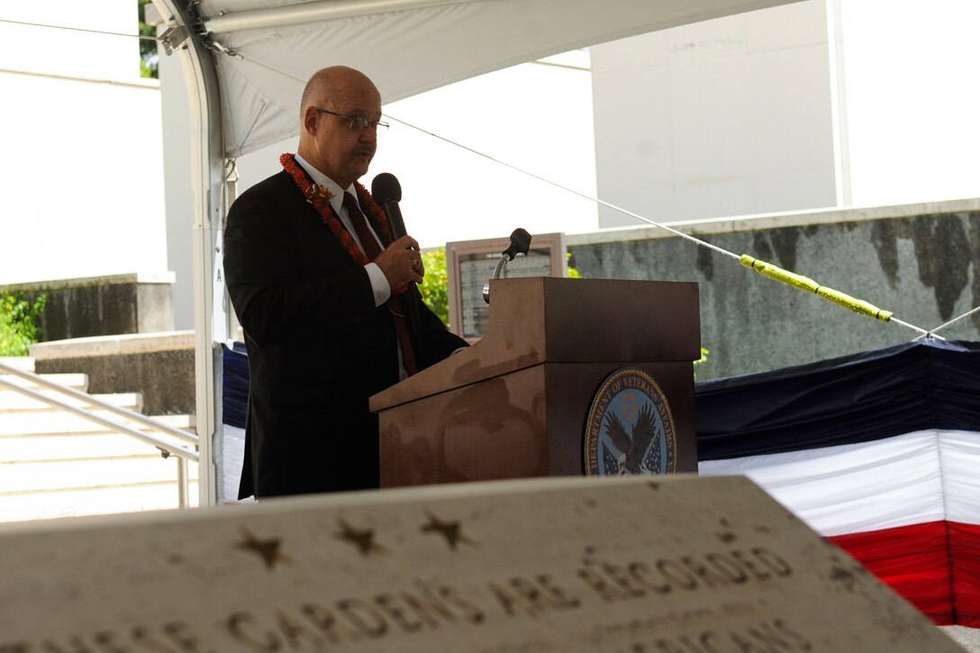 Mark L. Stephensen II, Vice Chairman of the National League of Prisoner of War/Missing in Action for Families, addresses the audience during the National Prisoner of War/Missing in Action Recognition Day ceremony at the National Cemetery of the Pacific in Honolulu, Sept. 18, 2015. U.S. Marine Corps photo by Cpl. John Tran