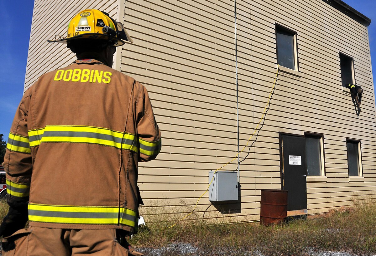 Fire Prevention Week kicks off > Dobbins Air Reserve Base > Article Display