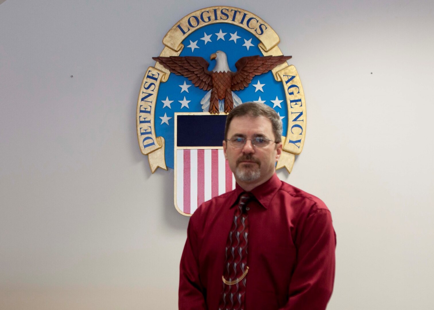 Charles Barner, supervisory program analyst in Defense Logistics Agency Distribution’s Acquisition Operations directorate, has been awarded the Global Distribution Excellence: Supervisory Acquisition Civilian of the Year award.