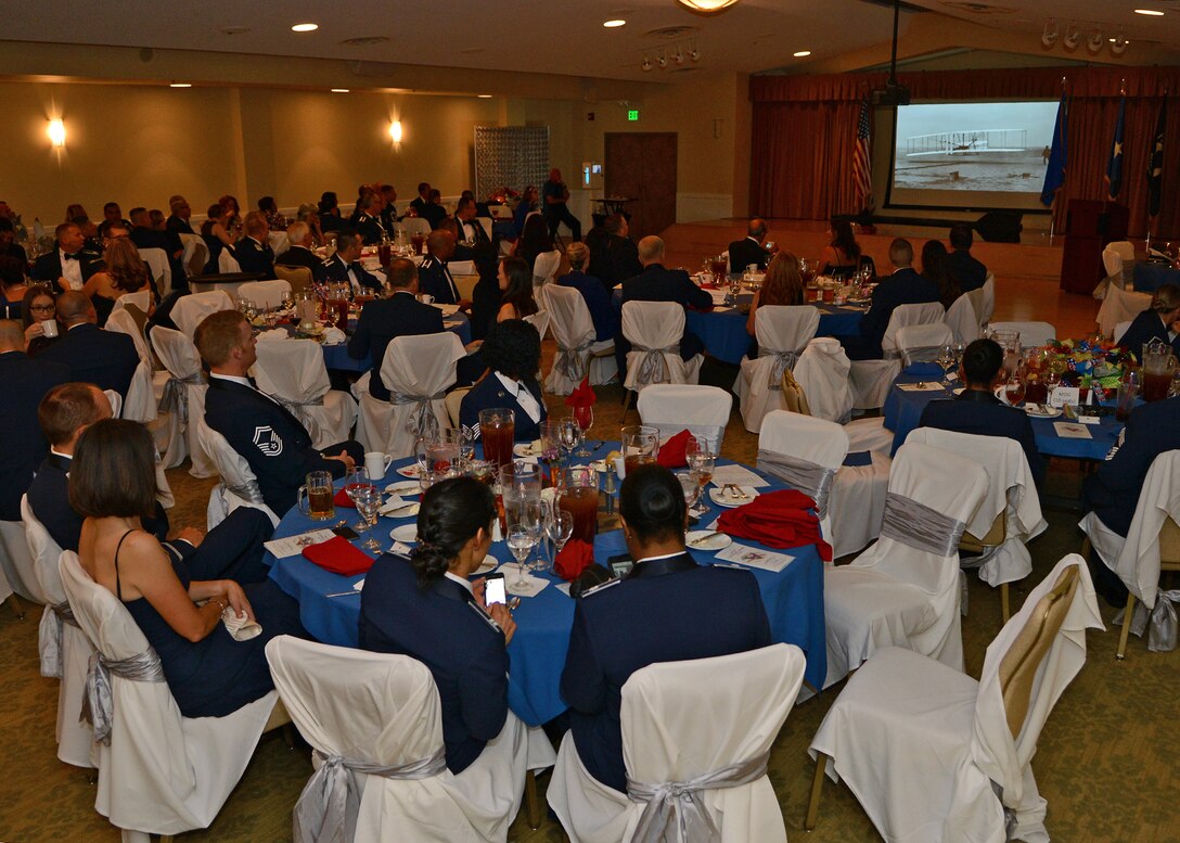 Team Edwards celebrates Air Force's 68th birthday at Club Muroc Sept. 18. (U.S. Air Force photo by Jet Fabara)