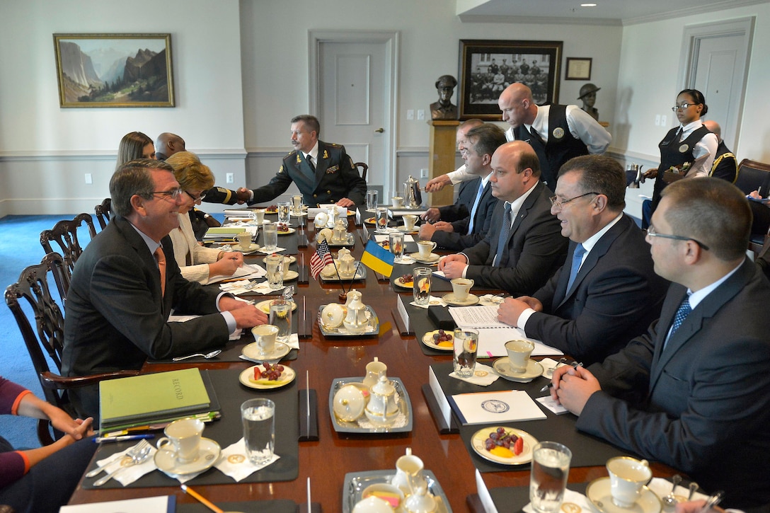 U.S. Defense Secretary Ash Carter, left, meets with Ukrainian Defense Minister Col.-Gen. Stepan Poltorak, second from right, at the Pentagon, Sept. 24, 2015. DoD photo by Glenn Fawcett