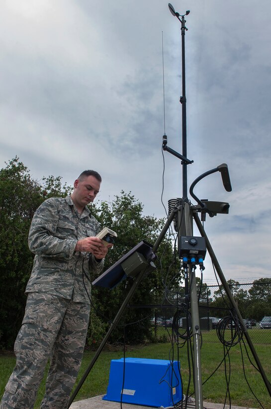 U.S. Air Force Airman 1st Class Lucas Payne, 23d Operations Support Squadron weather technician, uses the weather flight’s meteorological observing system Sept. 21, 2015, at Moody Air Force Base, Ga. Weather technicians use this equipment when the automated sensor on the flightline fails. (U.S. Air Force photo by Airman 1st Class Kathleen D. Bryant/Released)
