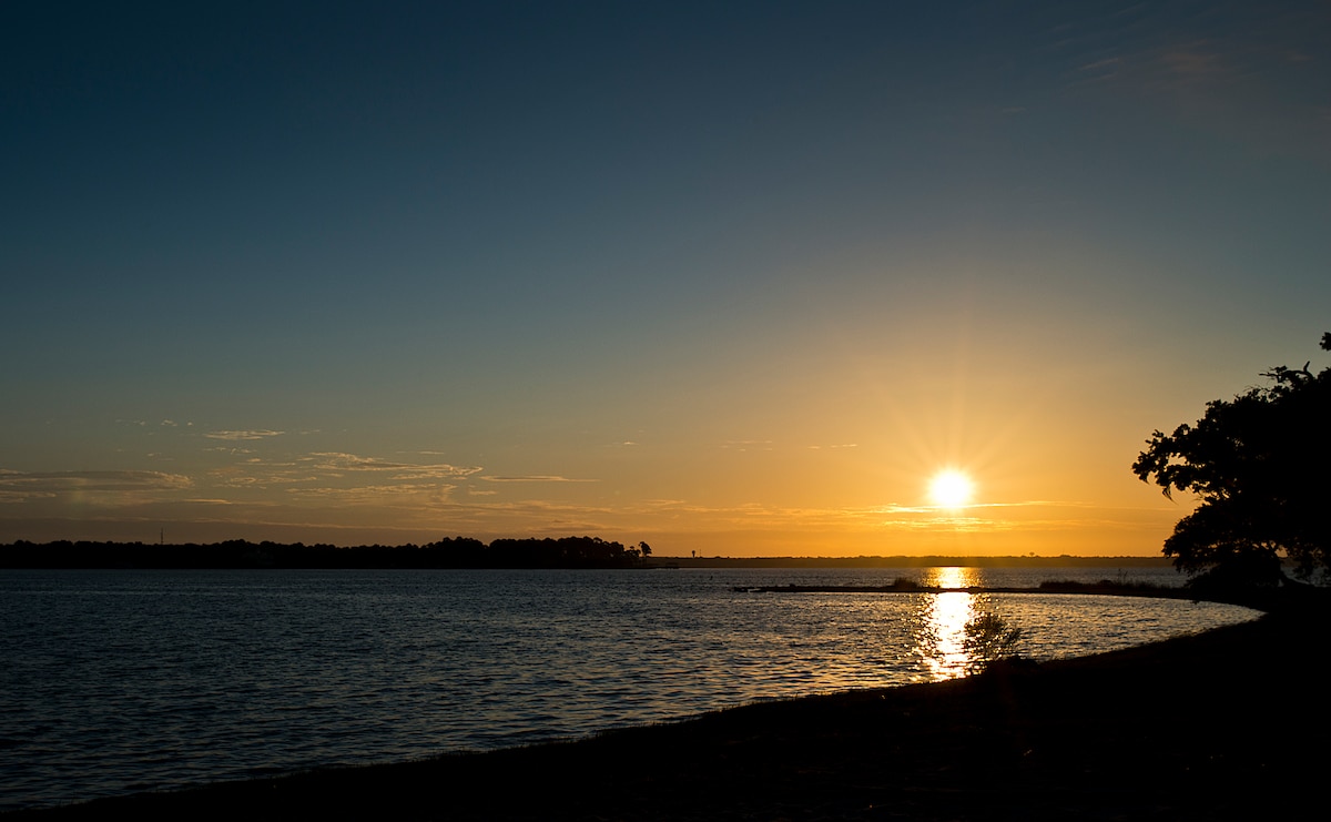 The sun rises above the water at Post'l Point Sept. 24 at Eglin Air Force Base, Fla.  (U.S. Air Force photo/Samuel King Jr.)