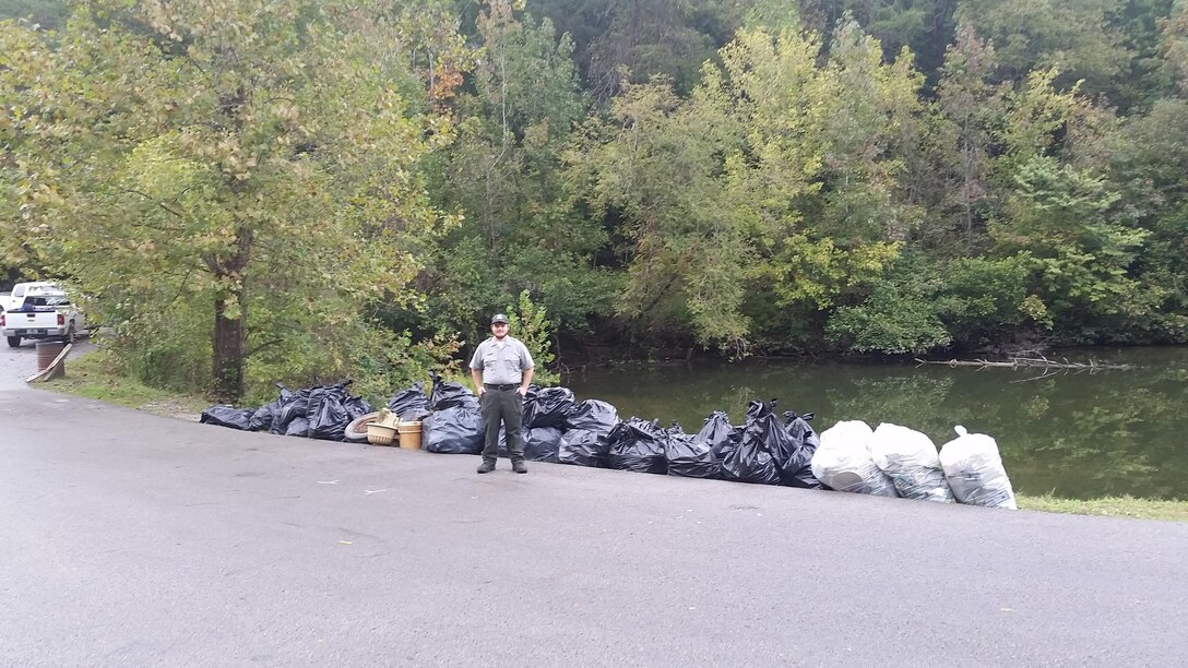 On Saturday, September 26, 2015 the U.S. Army Corps of Engineers, Paintsville Kiwanis, Kentucky Department of Fish and Wildlife, Carl D. Perkins Job Corps and Jenny Wiley State Park met at Terry Boat Ramp to launch boats and perform a debris sweep on Dewey Lake. This was the second annual National Public Lands Day event to be held at Dewey Lake.