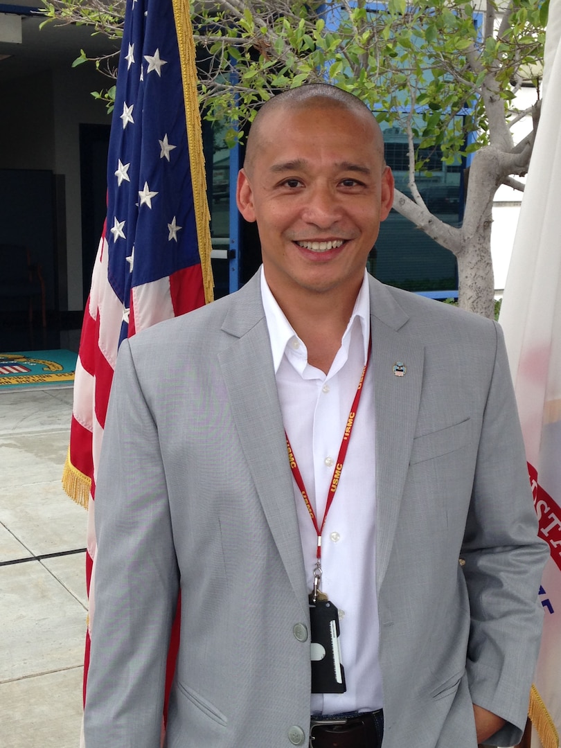 Armando “Bud” Budomo, facilities manager at DLA Distribution San Diego, Calif., completed the Department of Defense Operation Warfighter program.