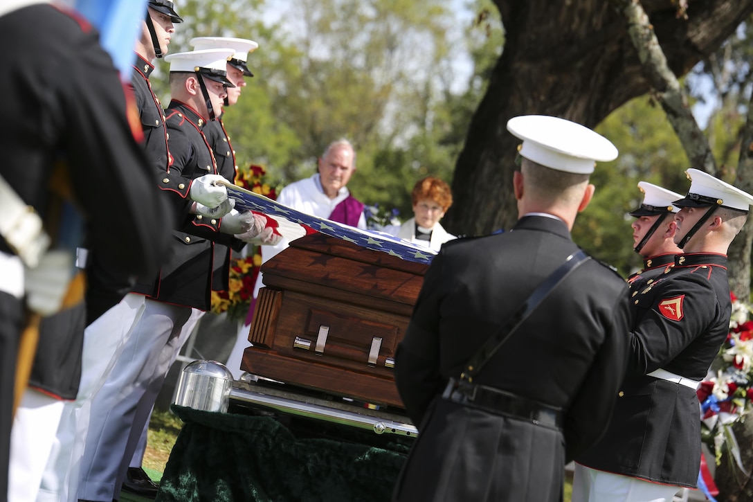 Marines from Marine Corps Barracks Washington D.C. render military honors for 1st Lt. Alexander Bonnyman Jr. at Berry Highland Memorial Cemetery in Knoxville, Tenn., on Sept. 27, 2015. Bonnyman joined Marine Forces Reserve in July 1942 and was killed during the battle of Tarawa in 1943. He was then awarded the Medal of Honor for his heroic actions during the battle. Bonnyman’s remains were discovered in Tarawa 72 years after he was buried there.