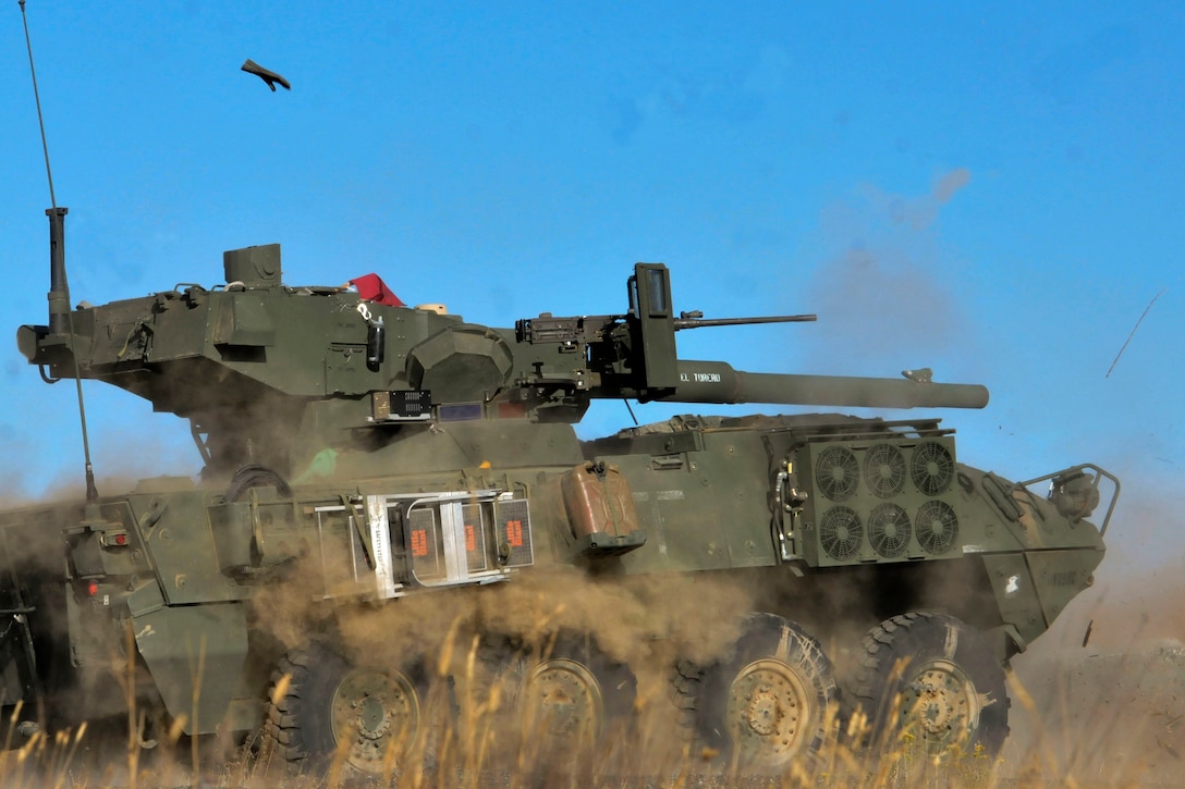 An M1128 Stryker mobile gun system fires at a target during Rising Thunder’s culminating live-fire exercise at Yakima Training Center, Wash., Sept. 21, 2015. U.S. Army photo by Sgt. Eliverto Larios