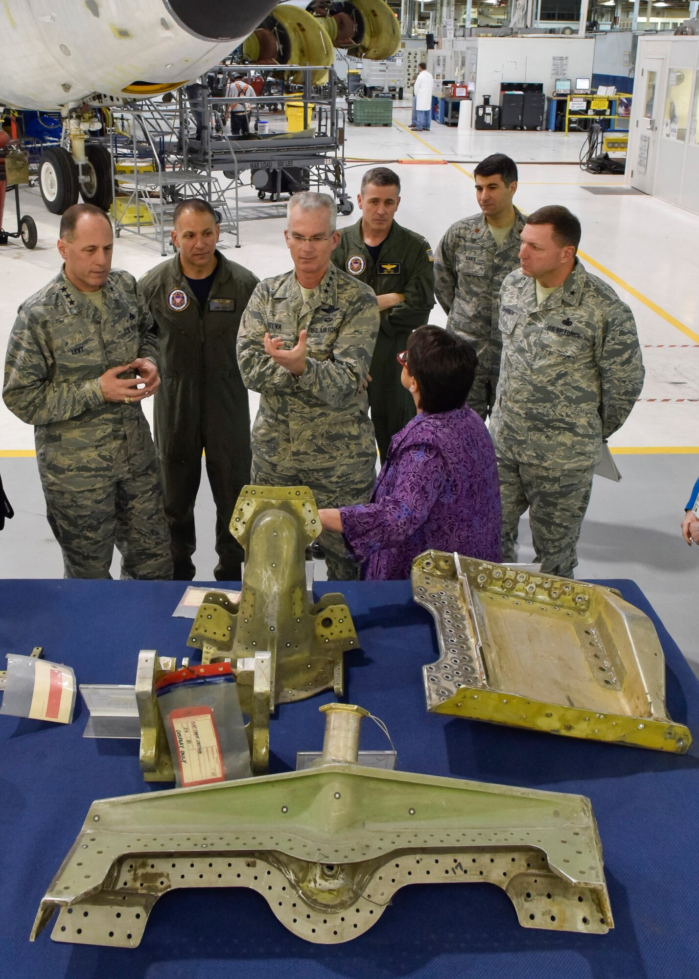 Gen. Paul J. Selva, Vice Chairman of the
Joint Chiefs of Staff, center foreground, receives a briefing by Ms. Theresa
Farris, 564th Aircraft Maintenance Squadron director, on how the Oklahoma
City Air Logistics Complex supports the nuclear mission to include the
KC-135, B-52, B-2, commodities, software and engines. The briefing was held
Friday in Bldg. 3001, Dock 9 ½, at Tinker Air Force Base. (U.S. Air Force
photo by Greg L. Davis)
