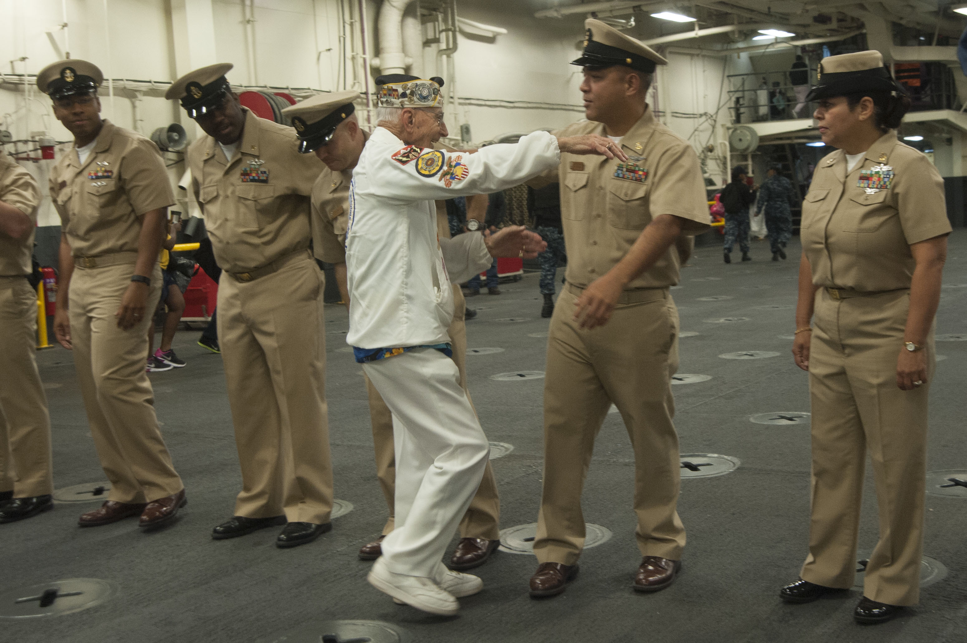 American Hero Joins USS America for CPO Birthday > United States Navy > displaypressreleases