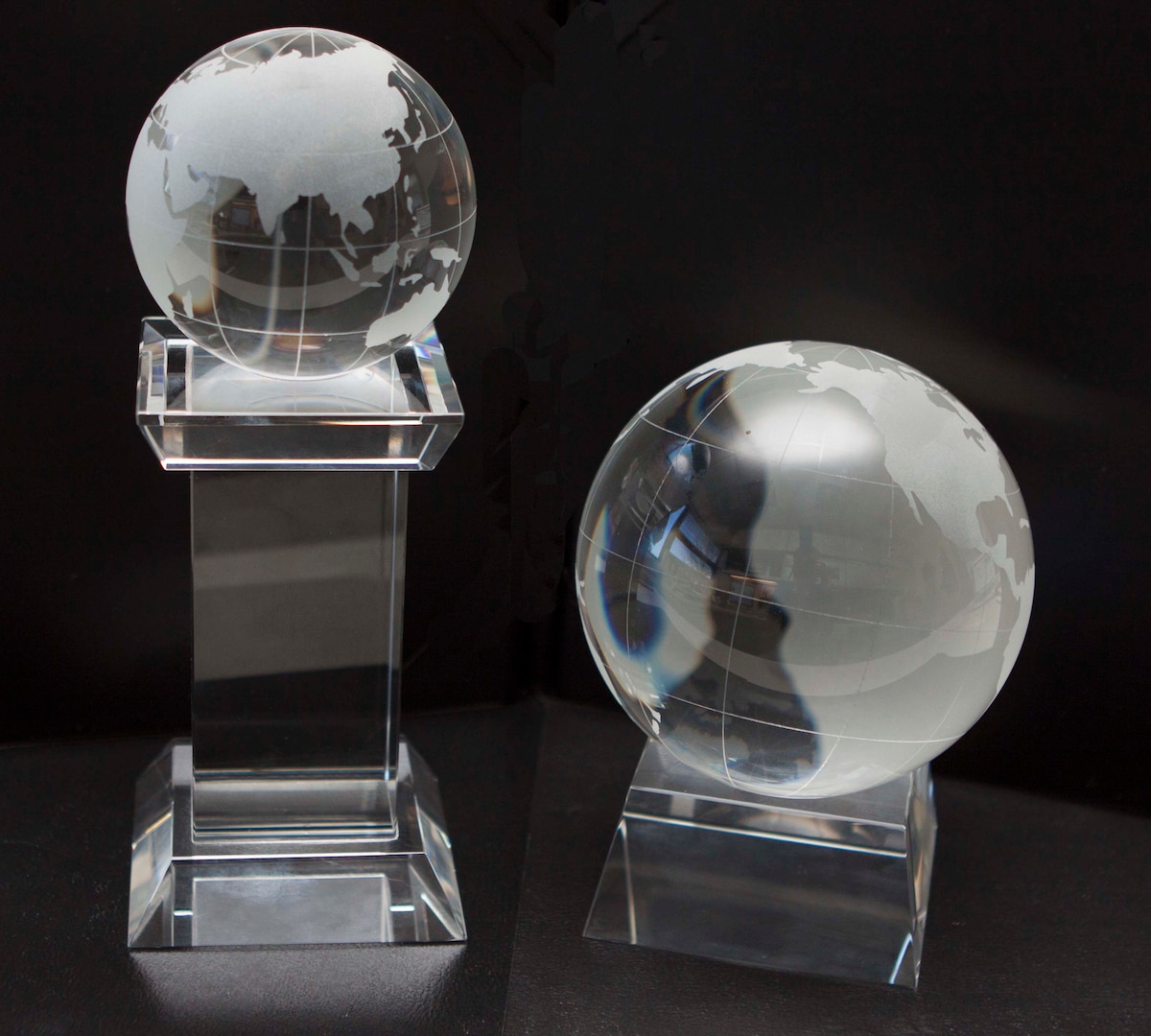 The “Global Distribution Excellence” Awards honor former Distribution employees and DLA Hall of Famers and recognize current individuals and organizations within DLA Distribution for their outstanding contributions to the success of DLA Distribution’s global mission.