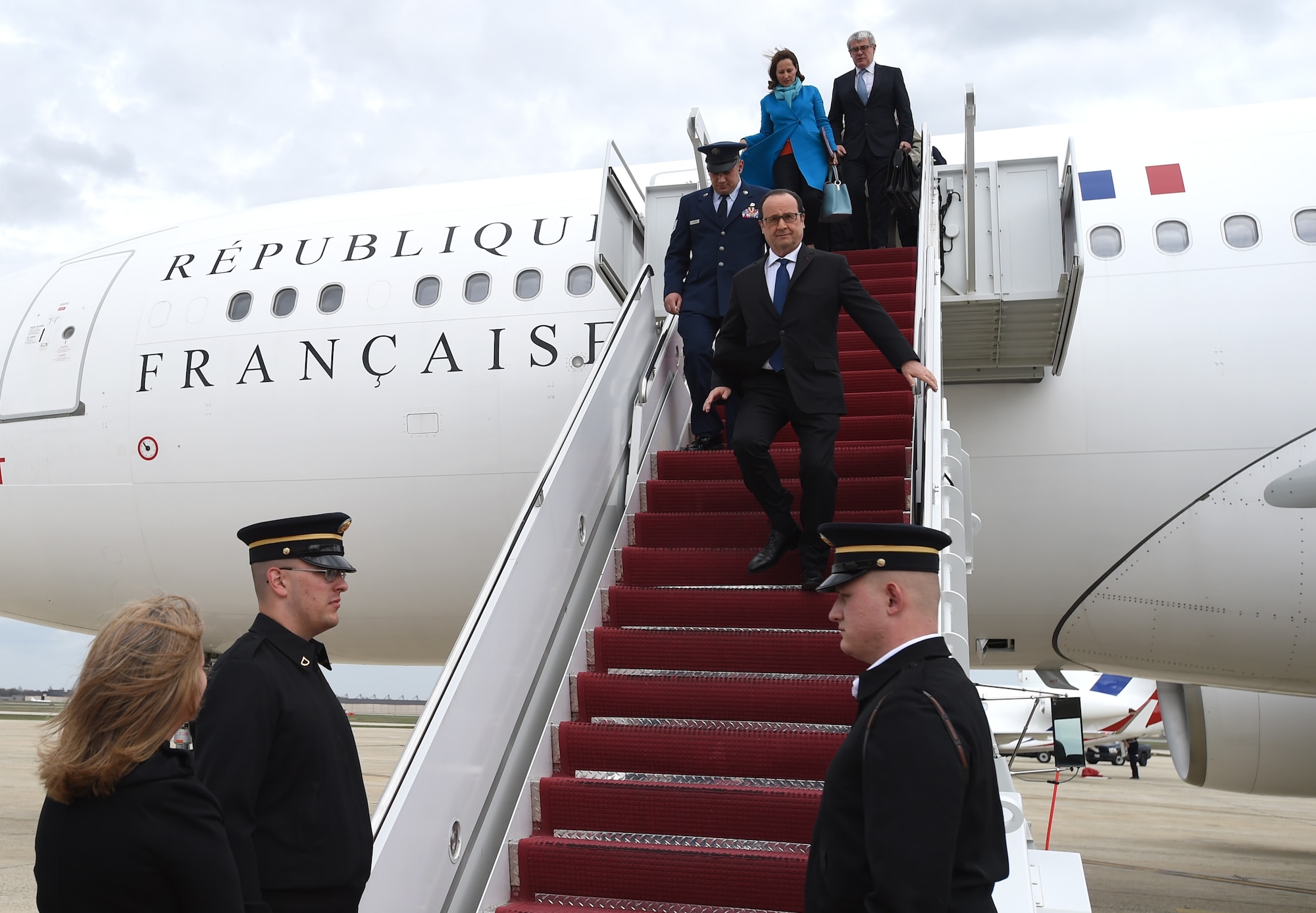François Hollande, President of France, walks down the staircase after arriving at the Joint Base Andrews airfield, March 31, 2016. He arrived for the 2016 Nuclear Security Summit held in Washington, D.C. The summit provides a forum for leaders to reinforce commitments to securing nuclear materials. (U.S. Air Force photo by Senior Airman Nesha Humes/RELEASED)