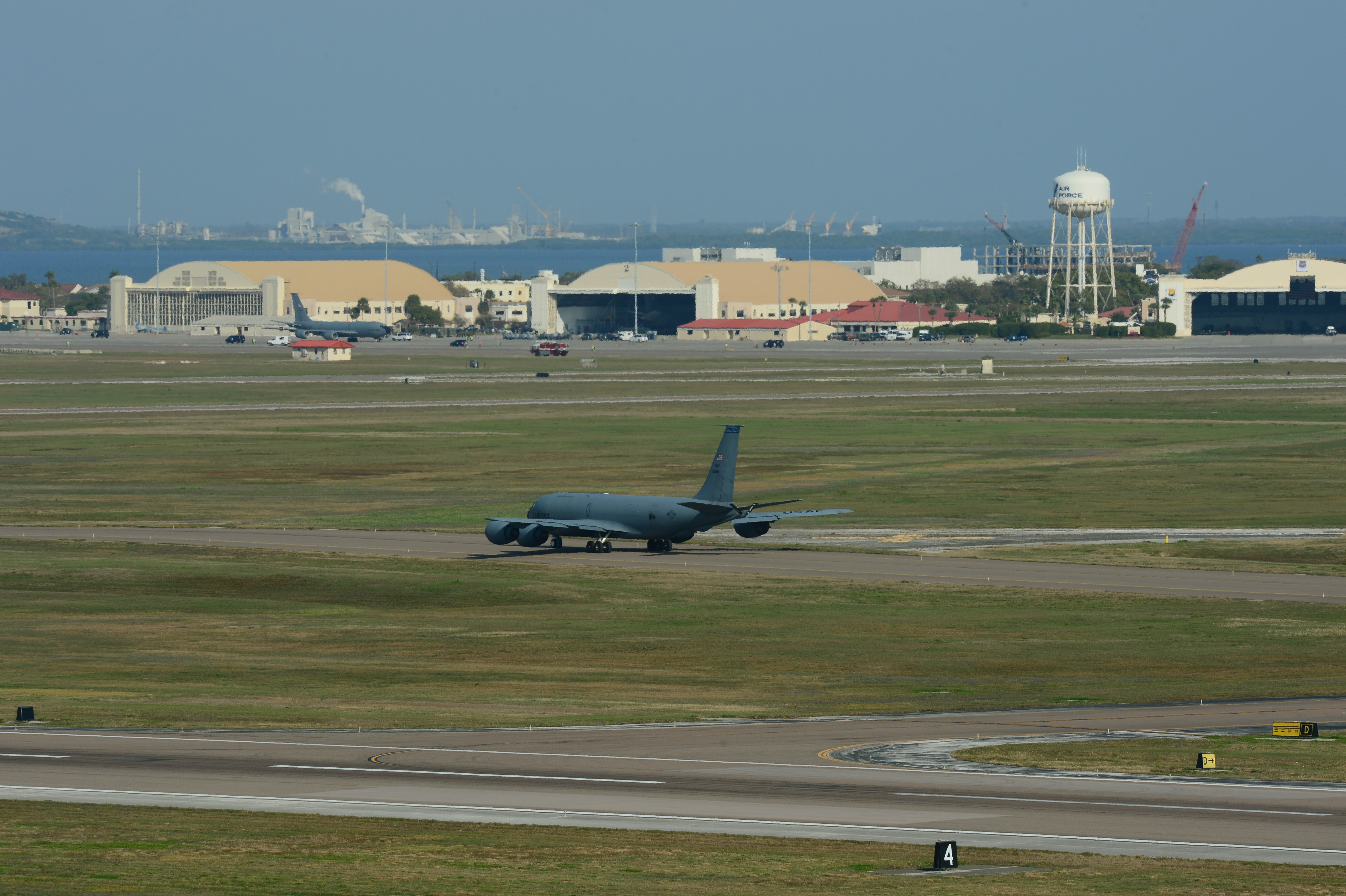 MacDill runway construction minor effect on mission > MacDill Air