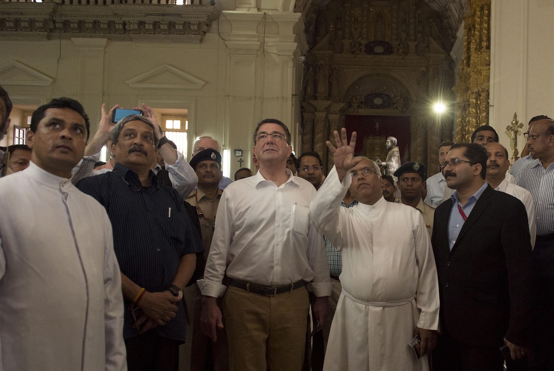 Defense Secretary Ash Carter, center, tours Basilica of Bom Jesus with Indian Defense Minister Manohar Parrikar, second left, in Goa, India,  April 10, 2016. Carter is visiting India to solidify the rebalance to the Asia-Pacific region. DoD photo by Air Force Senior Master Sgt. Adrian Cadiz