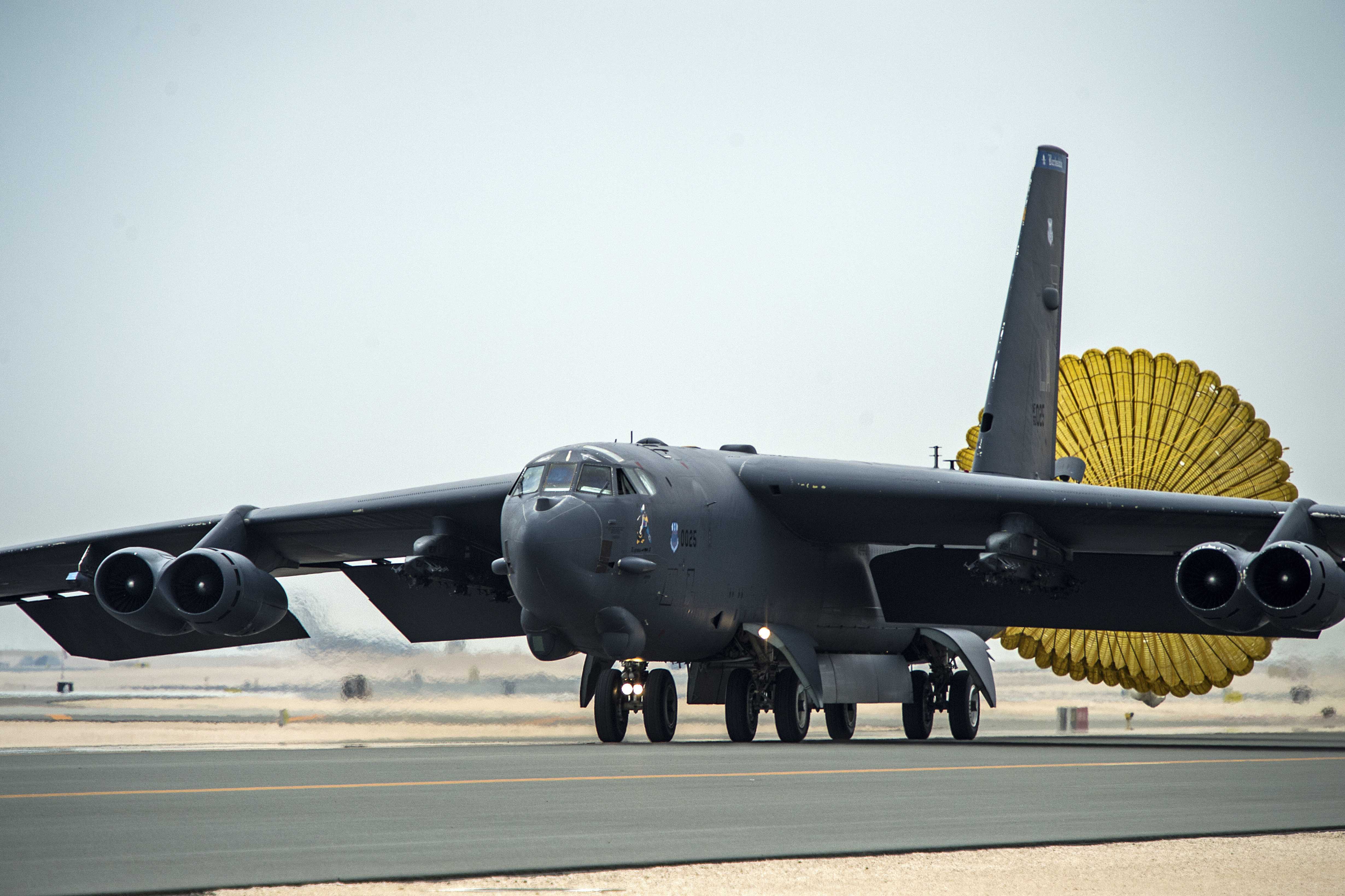Б 52 фото самолета B-52 Arrival