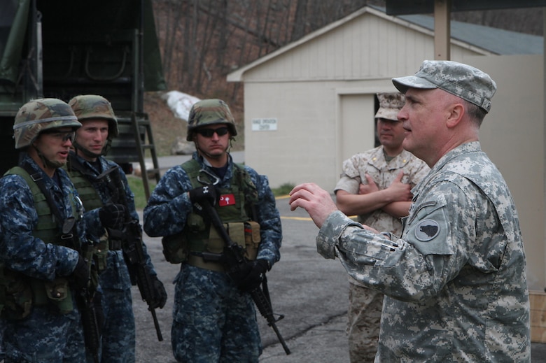 Army Reserve Mentors And Evaluates Cadets At 2016 Sandhurst U S