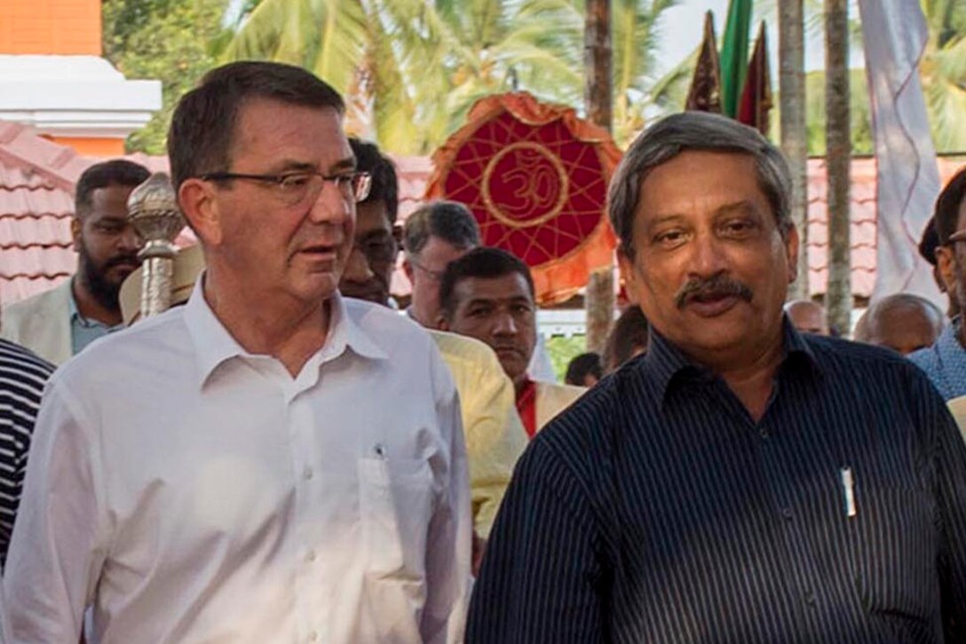Defense Secretary Ash Carter, center left, walks with Indian Defense Minister Manohar Parrikar, center right, during a tour of the Mangeshi Temple in Goa, India, April 10, 2016. Carter is visiting India to solidify the U.S. rebalance to the Asia-Pacific region. DoD photo by Air Force Senior Master Sgt. Adrian Cadiz