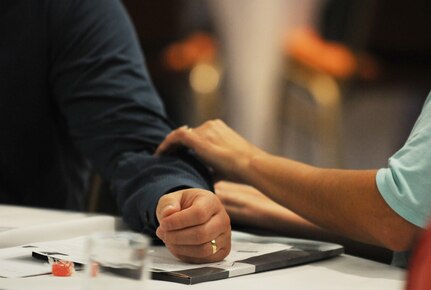 An Army Reserve married couple connects during a Strong Bonds event conducted at the Hilton Oak Brook Hills Resort in Oak Brook, Ill, April 8-10.
The 88th Regional Support Command conducts nearly 20 Strong Bond events a year, in which couples are led through a nationally recognized curriculum called Prevention Relationship Enhancement Program, or PREP. The curriculum includes video and workbook-supported discussions and exercises centered on various aspects of communication, personalities and problem solving.