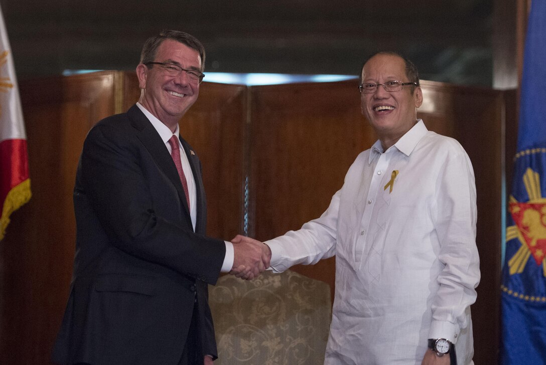 Defense Secretary Ash Carter poses for a photo with Philippine President Benigno Aquino III as they meet to discuss matters of mutual importance at the Malacanang Palace in Manila, Philippines, April 14, 2016. DoD photo by Air Force Senior Master Sgt. Adrian Cadiz