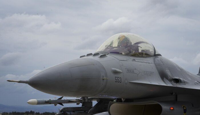 Col. Aaron Steffens, 57th Wing vice commander, prepares to disembark from an F-16 Fighting Falcon during his fini flight at Nellis Air Force Base, Nev., April 8, 2016. Steffens has flown multiple airframes including: T-37, T-38, AT-38B, F-16, MC-12W. (U.S. Air Force photo by Airman 1st Class Nathan Byrnes)